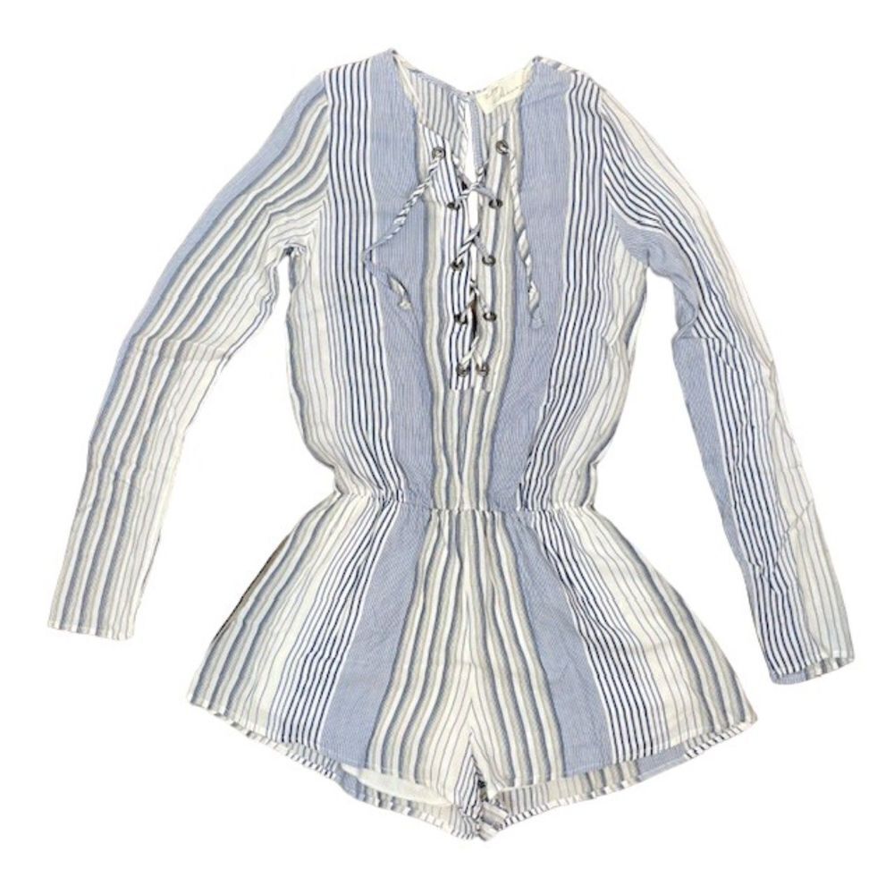 Vintage Havana Short Romper Long Sleeve Lace Up Front Chambray Stripe Size Small